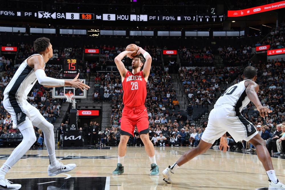 场上保持长 场上保持长