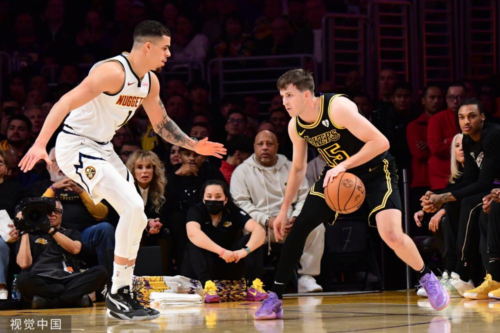 临场应变的 临场应变的